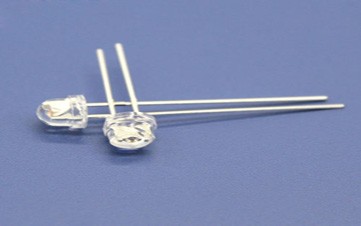 电子爱好者或刚入行的新人们应准备哪些工具和配件？
